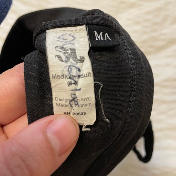 JO+JAX-Black Strappy Sports Bra - Picture 3 of 3